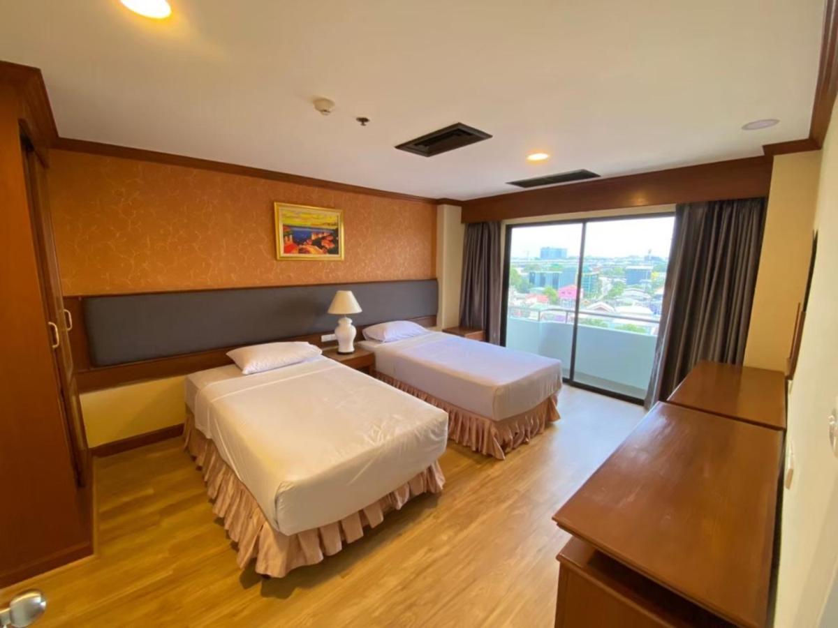 Ebina House - Sha Extra Plus Бангкок Екстер'єр фото