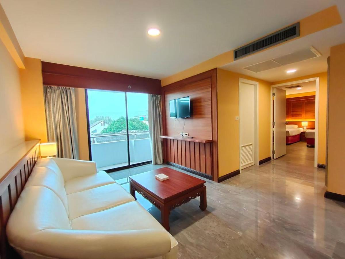 Ebina House - Sha Extra Plus Бангкок Екстер'єр фото