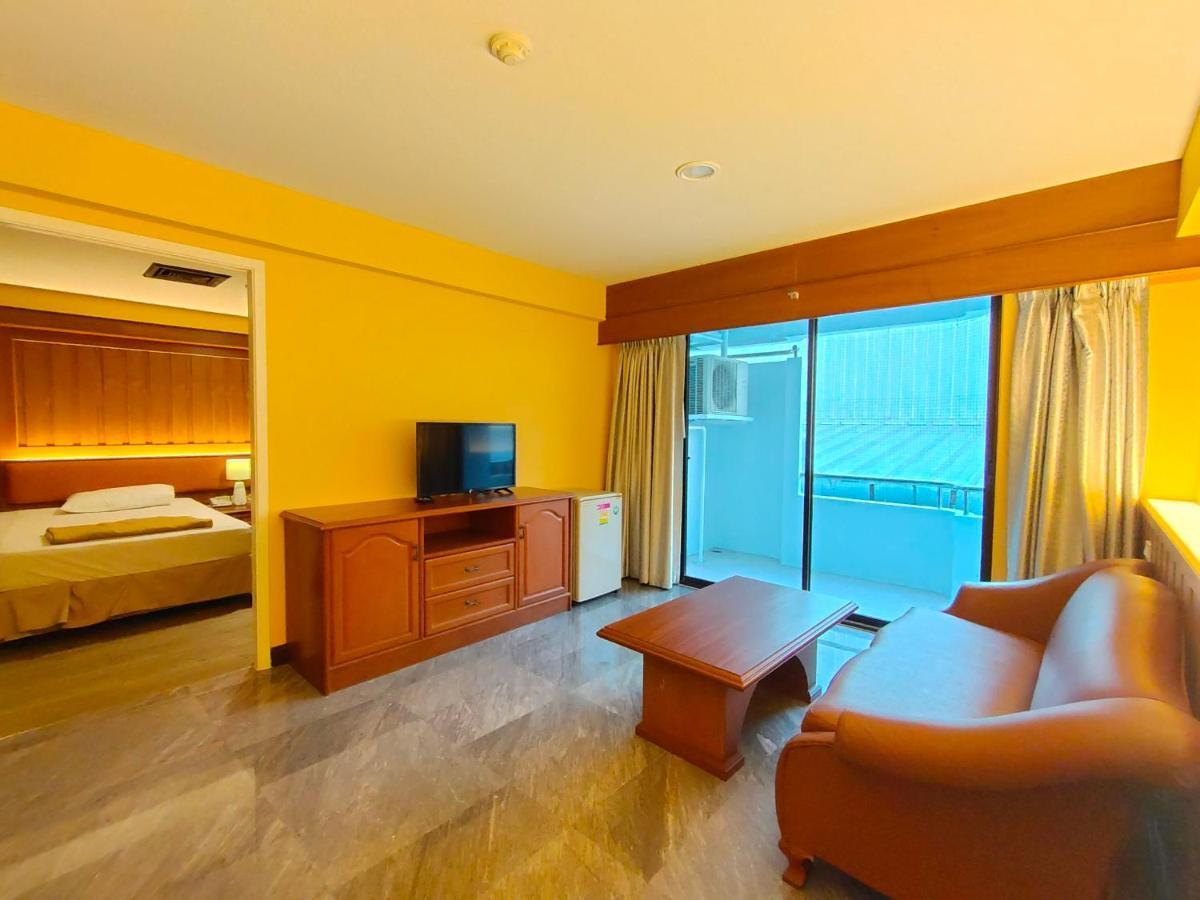 Ebina House - Sha Extra Plus Бангкок Екстер'єр фото
