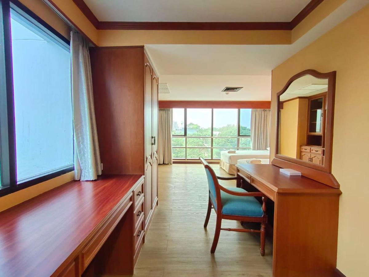 Ebina House - Sha Extra Plus Бангкок Екстер'єр фото